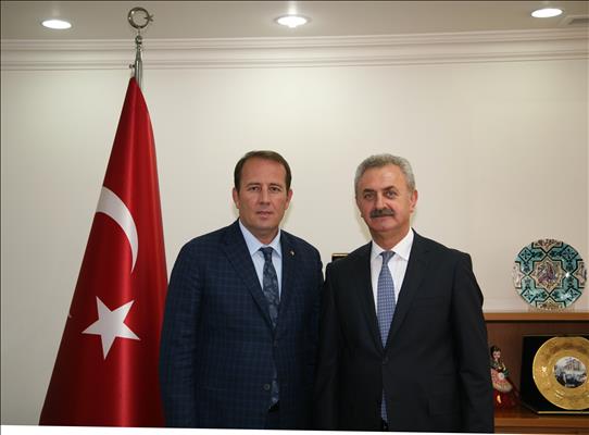 Şirketimiz Yönetim Kurulu Başkanı Harun KARACAN, Gebze Ticaret Odası Başkanı Nail ÇİLER'i ziyaret etti